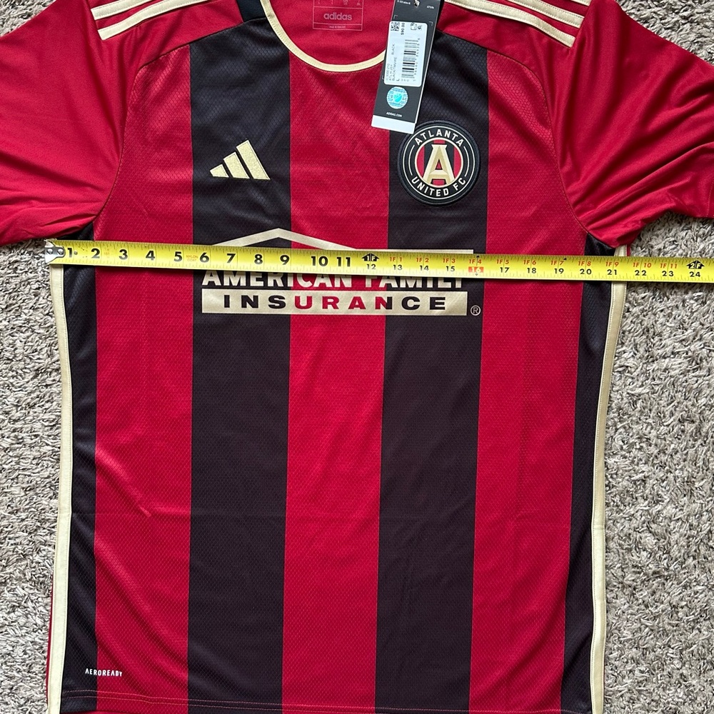 Atlanta United FC MLS Soccer Jersey Adidas Men's Large Red Black Slim Fit NEW - Picture 11 of 13